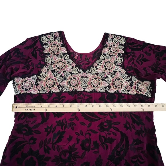 Vintage Kaftan Maxi Dress Sz M Magenta Embroidered Floral Boho Goth Whimsigoth - Picture 8 of 10